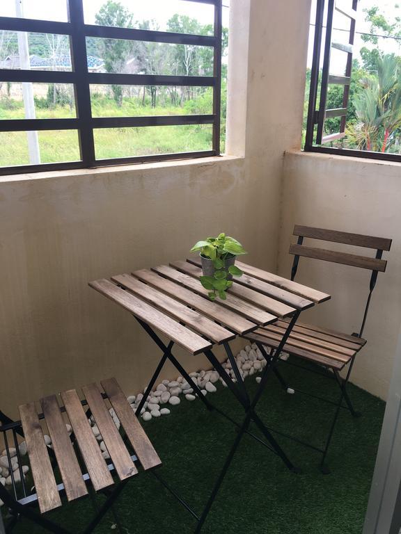 D'Houzz Ξενοδοχείο Σουνγκάϊ Πετάνι Εξωτερικό φωτογραφία