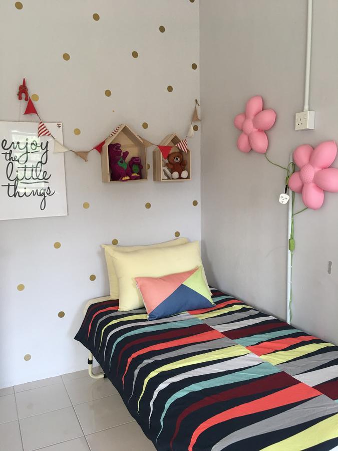 D'Houzz Ξενοδοχείο Σουνγκάϊ Πετάνι Εξωτερικό φωτογραφία